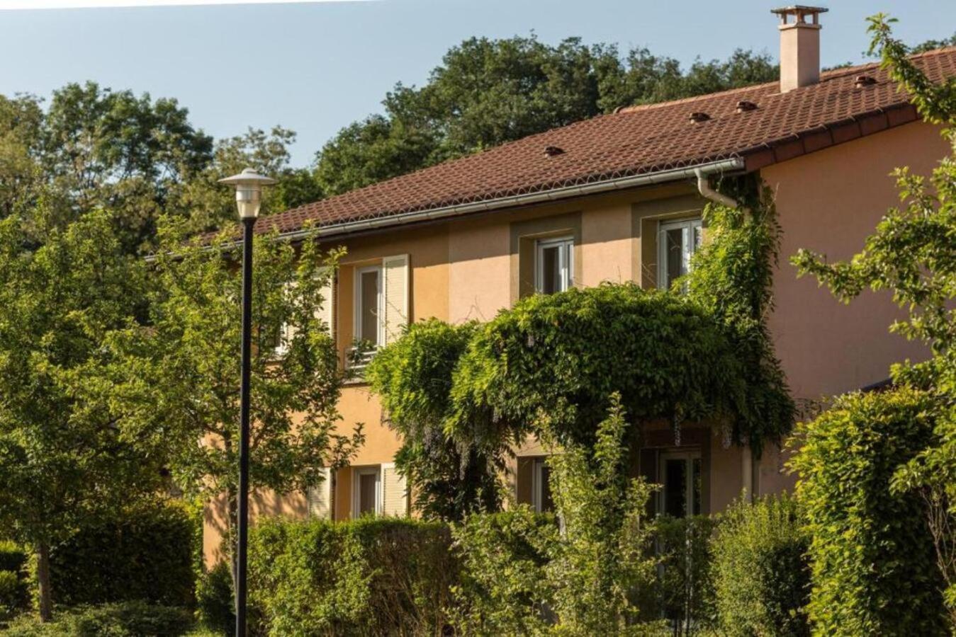 Garden & City Lyon - Лисьё Экстерьер фото